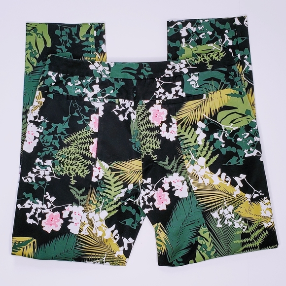 Adrianna Papell | Tropical Cropped Slim Pants 8 - Picture 5 of 8